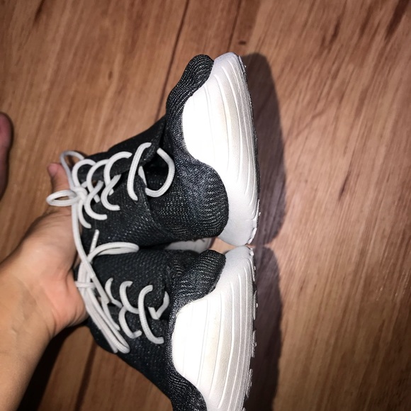 🔻SOLD🔻Nike Roshe One - Picture 6 of 7